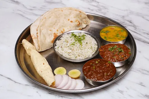 Veg Punjabi Thali