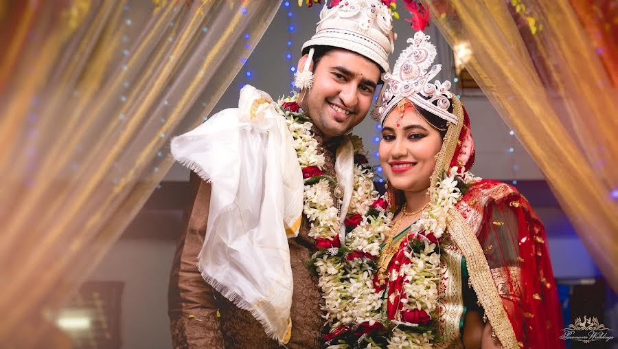 Fotografer pernikahan Rishav Chakraborty (piixonova). Foto tanggal 9 Desember 2020