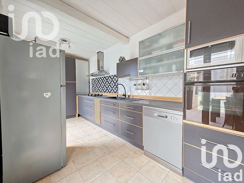 Vente maison 5 pièces 130 m² à Auby (59950), 167 500 €