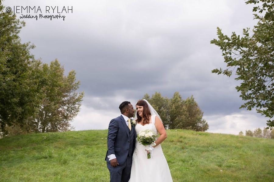 Fotografo di matrimoni Jemma Rylah (jemmarylahphoto). Foto del 2 luglio 2019