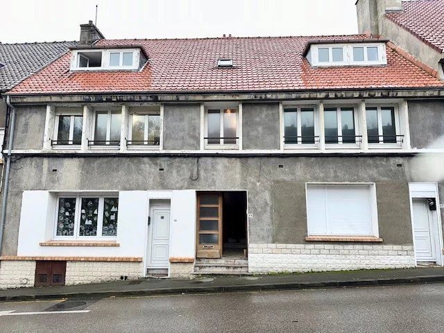 Vente immeuble  278.2 m² à Outreau (62230), 286 200 €