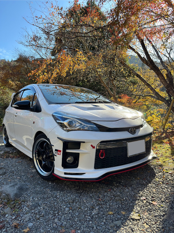 ヴィッツのヴィッツ・GR・2023ベストショット11月に関するカスタム事例の投稿画像1枚目