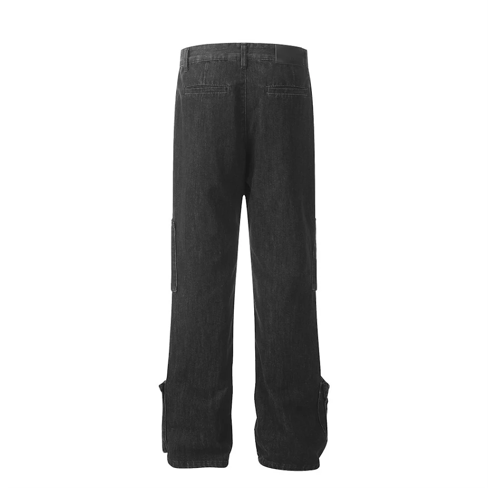 Jean homme design multi-poches pour un look personnalisé. Confort et style assurés avec ce pantalon tendance, idéal pour toutes les occasions.