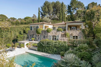 villa à Mougins (06)