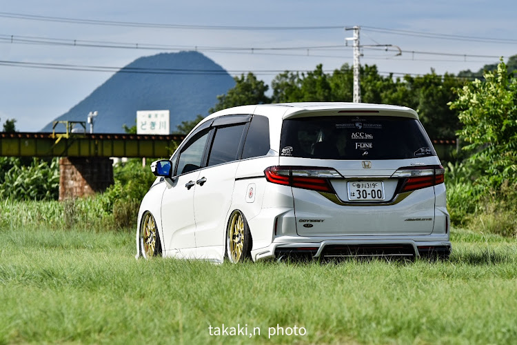 オデッセイのAdmiration COMPLETE・ACC airrunner・RC  StyIe west・夏空って感じ・匍匐前進スタイルに関するカスタム事例の投稿画像2枚目