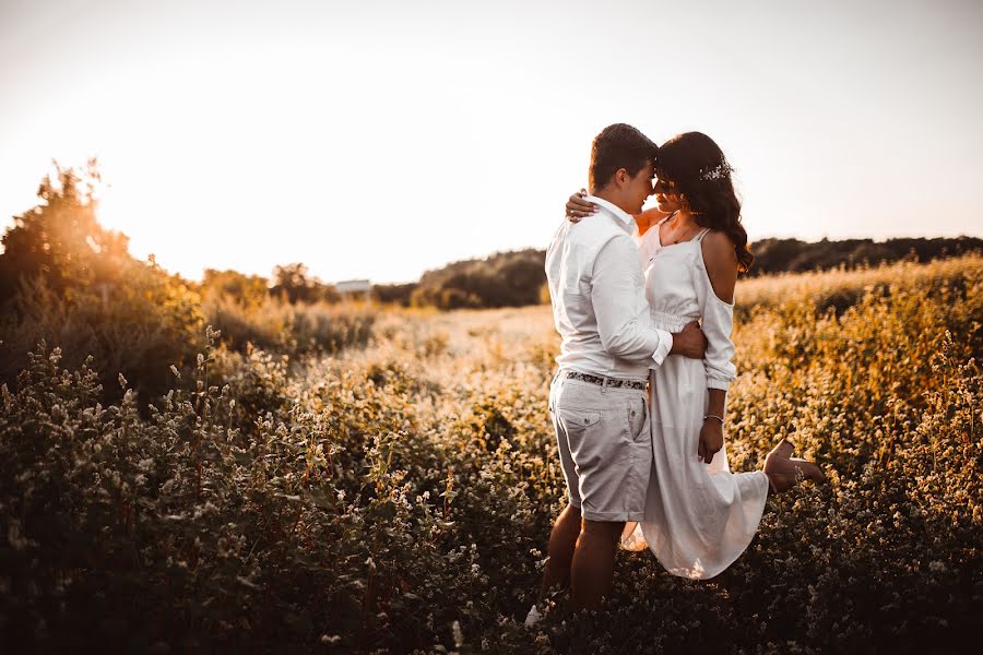 Fotógrafo de casamento Masha Garbuzenko (garbuzenkomaria). Foto de 11 de setembro 2018