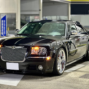 300C セダン LX57