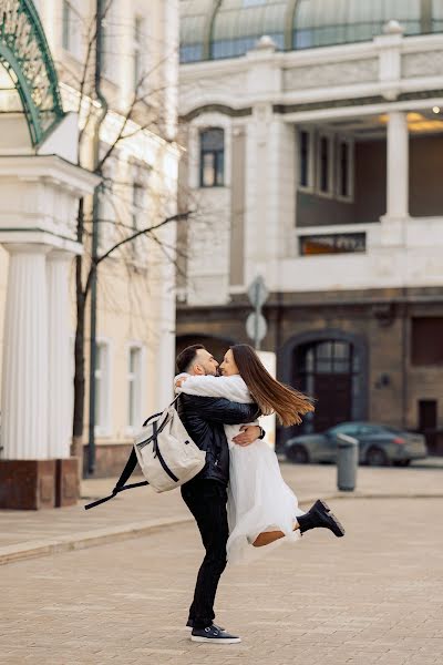 Свадебный фотограф Евгения Симоненко (jenyasimonenko). Фотография от 18 апреля 2023