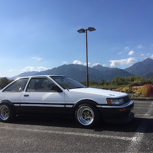 カローラレビン AE86