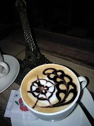 Cafe Paris photo 4