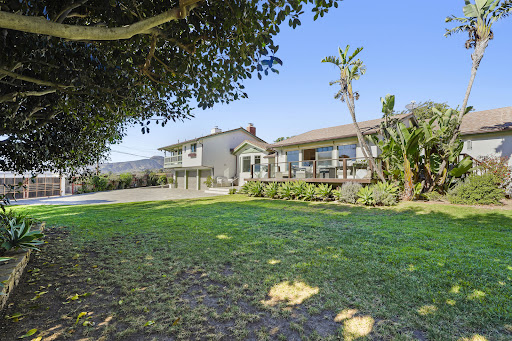 House with garden and wooden deck in this luxury house for sale in Malibu ($5,995,000)