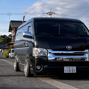 ハイエースバン KDH206V