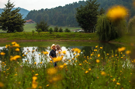 Wedding photographer Cuauhtémoc Bello (flashbackartfil). Photo of 3 August 2018