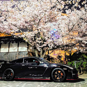 NISSAN GT-R R35