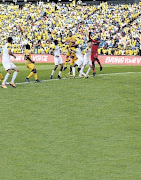 Kennedy Mweene of  Sundowns is ready to thwart  Kaizer Chiefs  again on Sunday. / Lefty Shivambu / Gallo Images