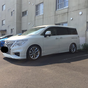 エルグランド TNE52