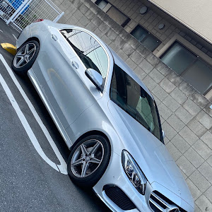 Cクラス セダン W205