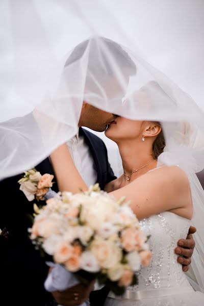 Fotografo di matrimoni Anna Mulyarchuk (mulyarchuka). Foto del 3 marzo 2019