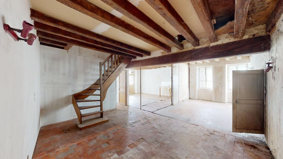 Vente maison 6 pièces 126 m² à Saint-Satur (18300), 59 000 €