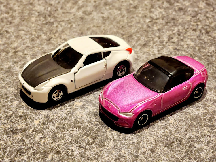 カローラフィールダーの洗車・休日の過ごし方・エクストレイル・トミカ・標識セットに関するカスタム事例の投稿画像4枚目