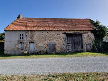 maison à Bord-Saint-Georges (23)