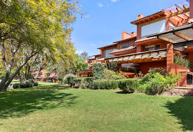 Maison avec jardin et terrasse 5