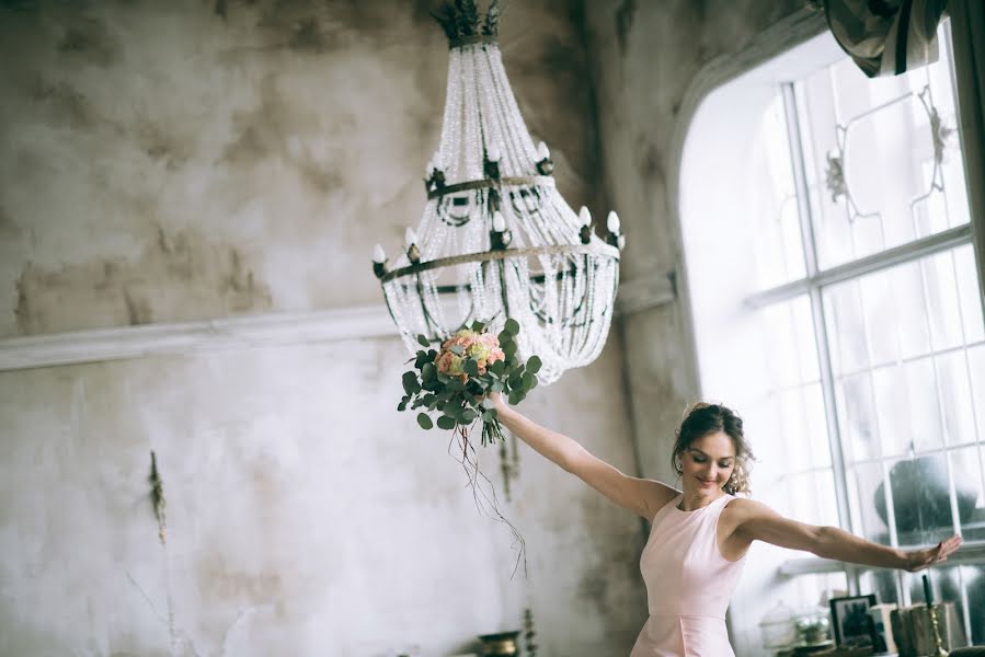 Fotógrafo de casamento Alla Relyan (allarelian). Foto de 12 de abril 2018