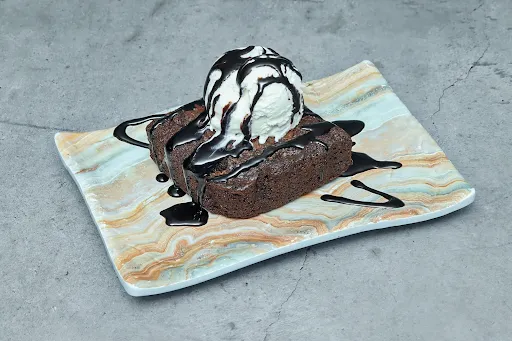 Brownie With Ice Cream