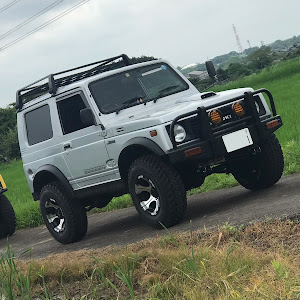 ジムニー JA11V