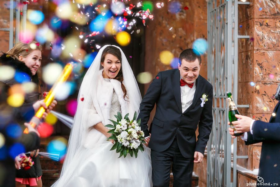 Fotógrafo de bodas Yuliya Medvedeva (photobond). Foto del 18 de enero 2017