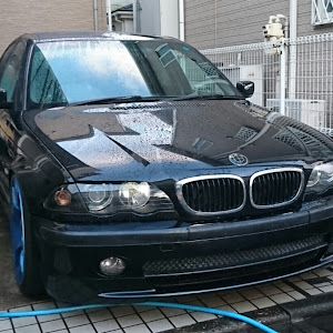 325i Mスポーツ