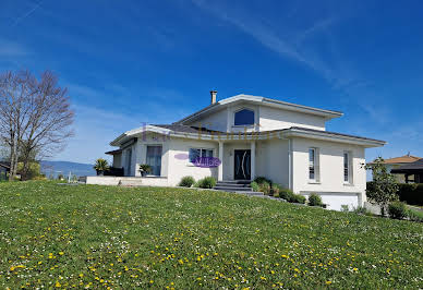 Villa avec terrasse 2