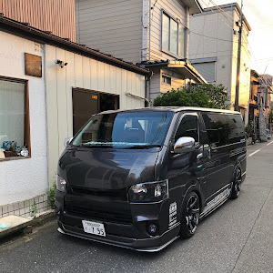 ハイエースバン TRH200V