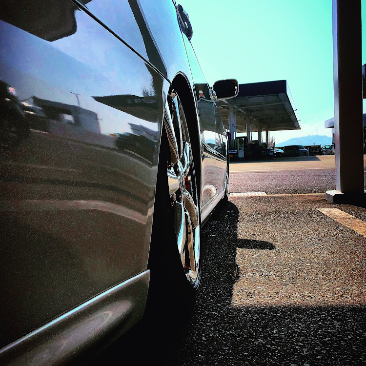 こーたさんが投稿したみんなでつくろうホイール図鑑・洗車・18CROWNアスリート・自己満カスタムに関するカスタム事例の投稿画像1枚目