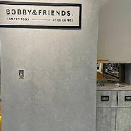 BOBBY & FRIENDS. CAFE 巴比咖啡