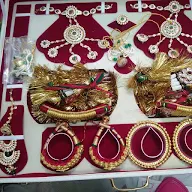 Deep Gems & Jewellers photo 3