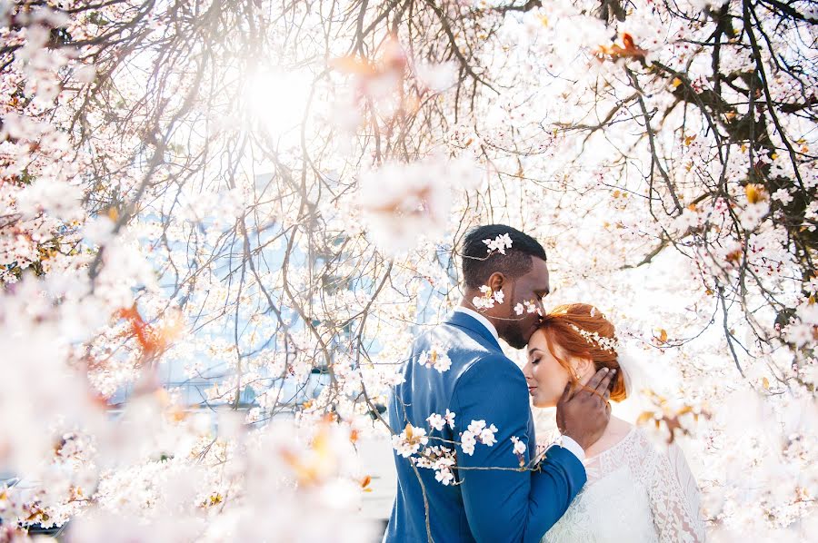 Wedding photographer Sergey Lapchuk (lapchuk). Photo of 20 April 2021