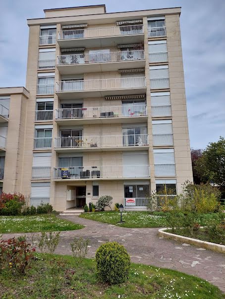 Vente appartement   à Rambouillet (78120), 360 000 €