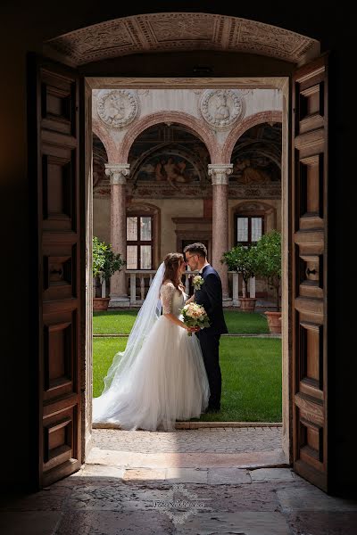 Fotógrafo de casamento Mirco Campagnolo Maschio (fotosumisura). Foto de 2 de outubro 2023