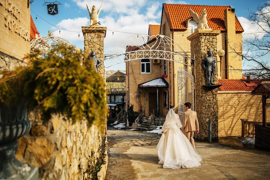 Wedding photographer Artem Kolomiec (colomba). Photo of 23 February 2021