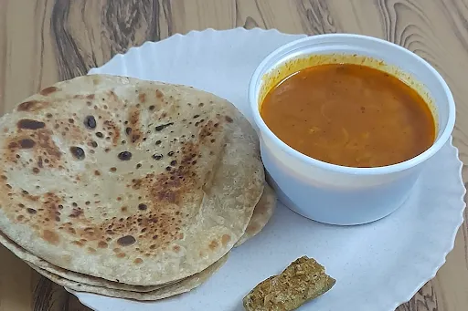 3 Plain Paratha With Aloo Chole Ki Sabzi