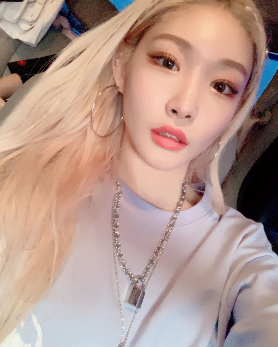 chungha blonde