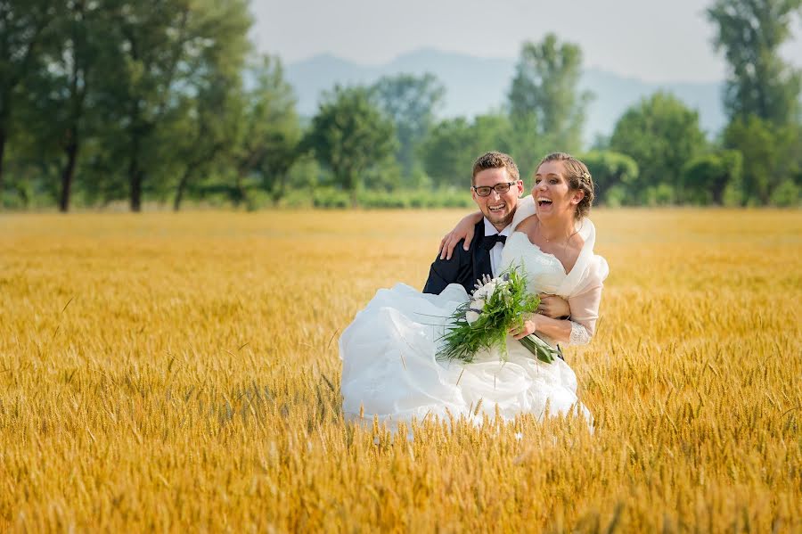 結婚式の写真家Marco Lorenzi (lorenzi)。2015 6月12日の写真