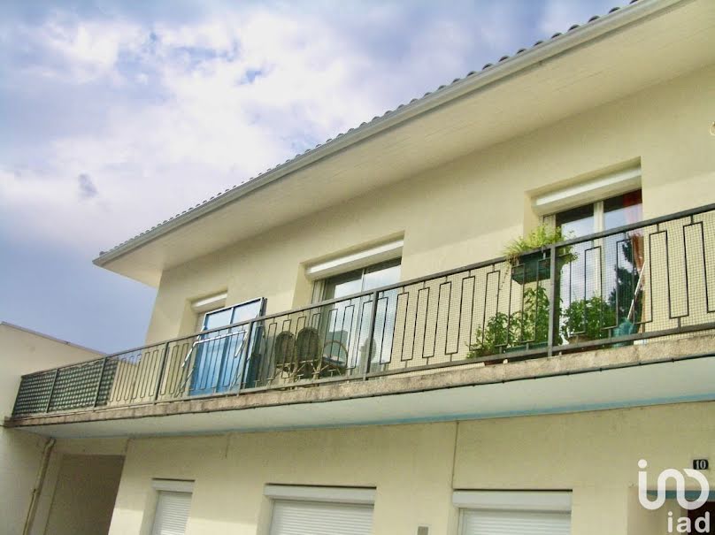 Vente appartement 4 pièces 82 m² à Vic-en-Bigorre (65500), 135 000 €