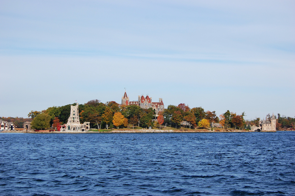 Bolt Castle on an island with fall leaves changing colors