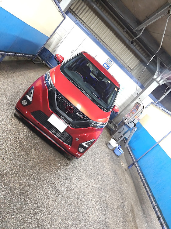 デイズのコイン洗車場・24時間・真夜中の洗車・シャンプー＆コーティング・BRILLIANT Xに関するカスタム事例の投稿画像2枚目