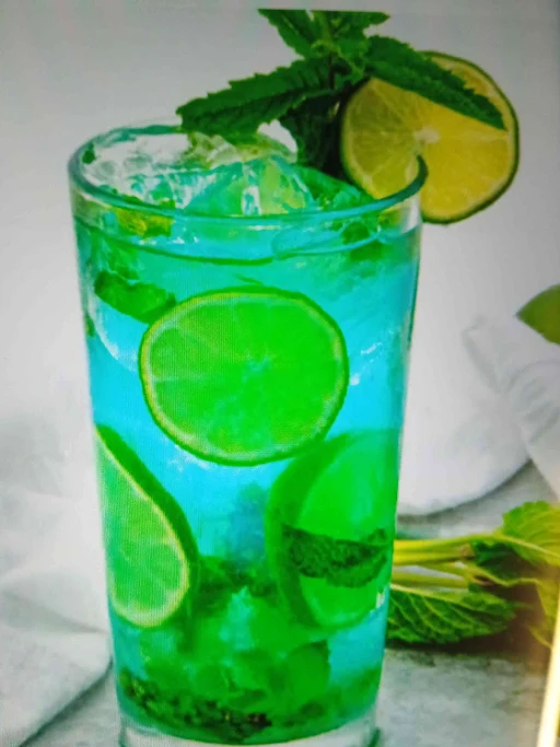 Blue Curacao Mojito