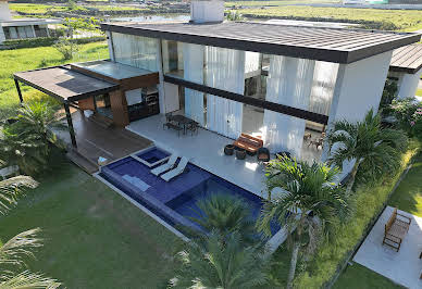 House with pool 8