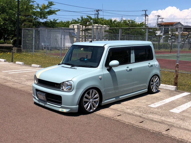 アルトラパンのバッドフェイスボンネット・過去車紹介・ムーブキャンバス・la860sに関するカスタム事例の投稿画像1枚目