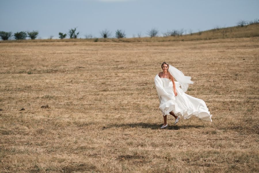 Wedding photographer Artem Kovalev (artemkovalev). Photo of 15 November 2019